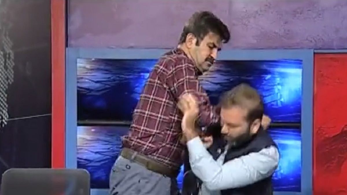 VIDEO: políticos se agarran a golpes en un programa de tv