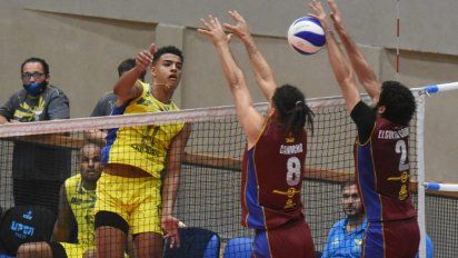 Manuel Armoa se ganó un lugar en la Selección Mayor de vóley. 