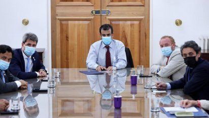 Uñac habló con funcionarios chilenos sobre la continuidad del Túnel de Agua Negra