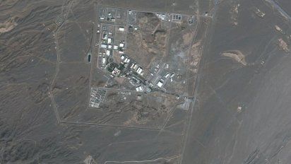 Irán acusa a Israel de atacar una instalación nuclear.