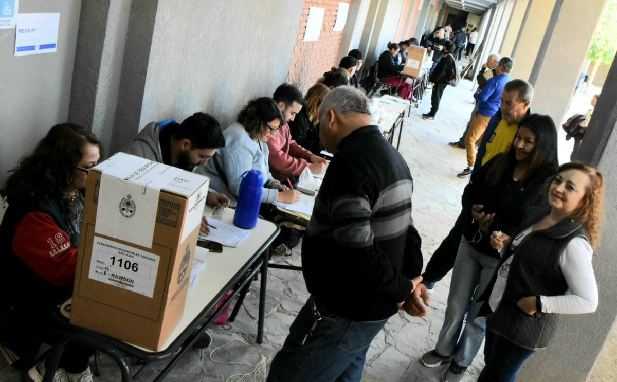 Cerraron los comicios: cerca del 75% de los sanjuaninos votó