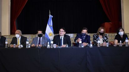 Corte de Justicia, Fiscal General y Defensora General.