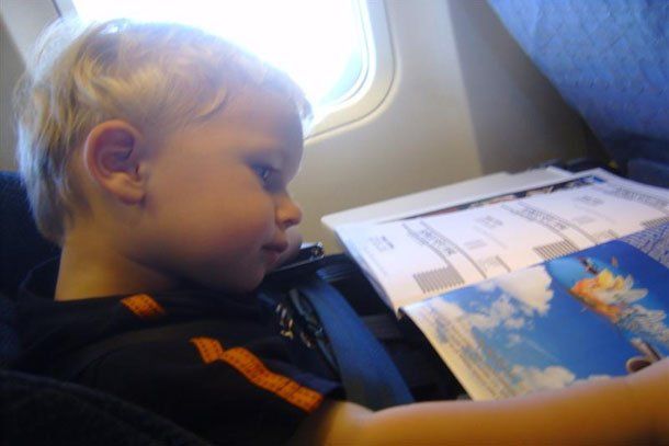 Una aerolínea implemento vuelos libres de chicos