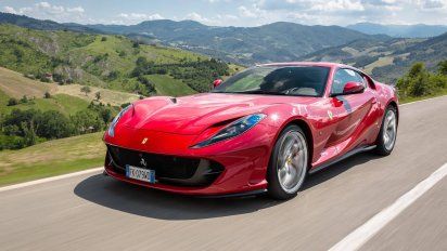 Un ejemplo de una Ferrari 812 Superfast.