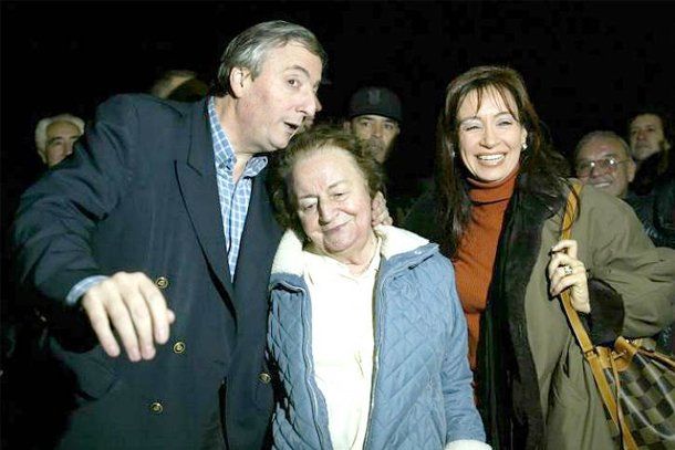 Murió María Juana Ostoic, la madre del ex presidente Néstor Kirchner