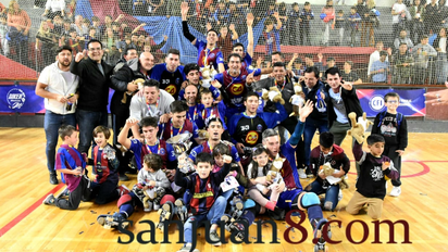 UVT se coronó campeón de los Juegos Sudamericanos sobre ruedas en el Aldo Cantoni. Fotos: Adrián Carrizo. 