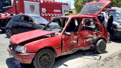 Un muerto y cuatro heridos en un terrible choque en Pocito