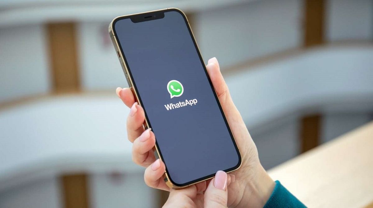 Cómo enviar fotos bomba por Whatsapp