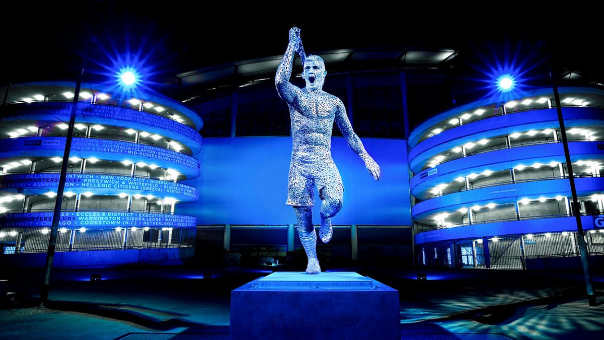 El Kun Agüero tiene su estatua en la cancha de Manchester City