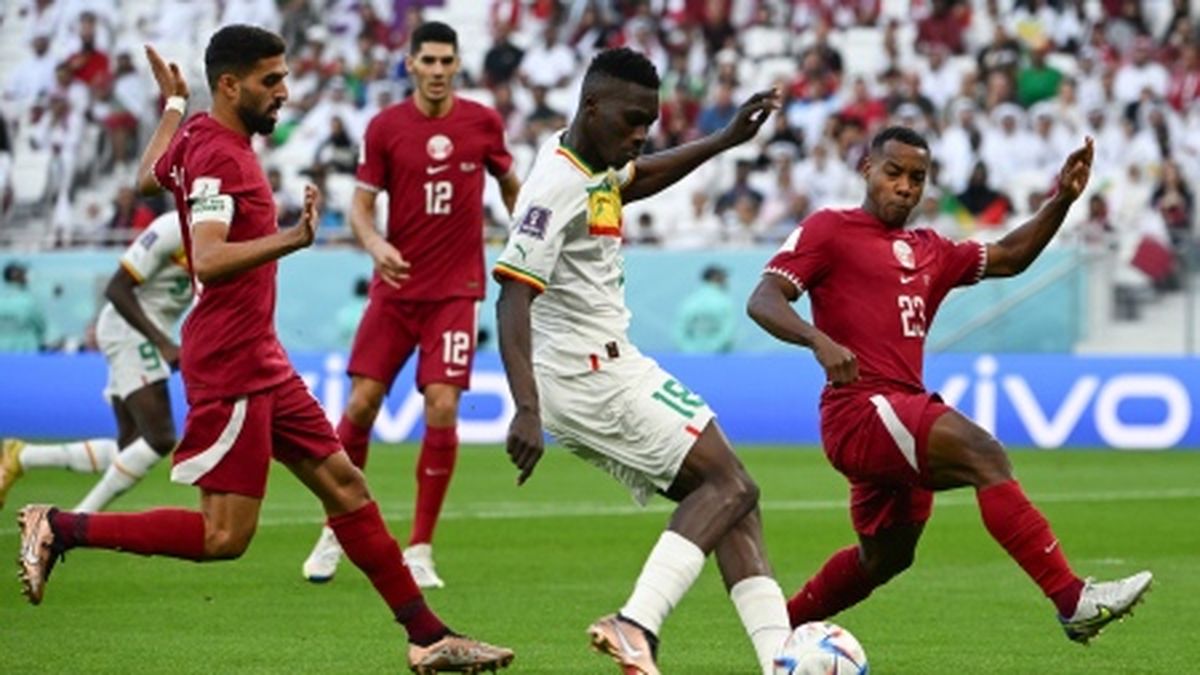 Senegal derrotó a Qatar y lo dejó cerca de la eliminación