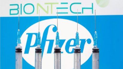 Pfizer vacunará a voluntarios.