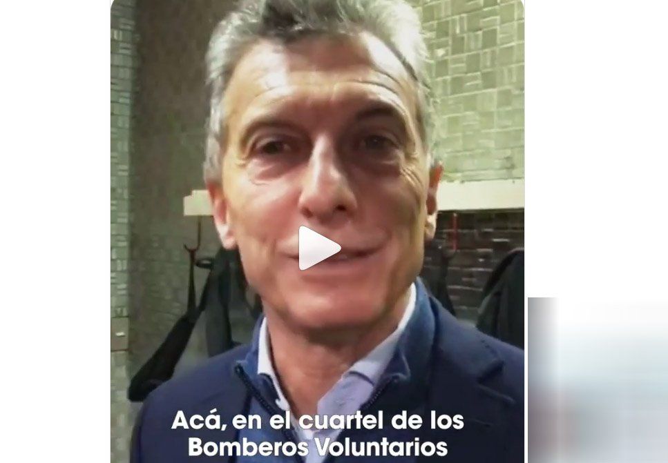 Macri visitó a los voluntarios que trabajaron en el temporal de Buenos Aires, pero evitó los actos