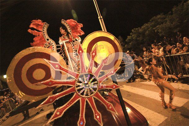 Más de 15 mil personas disfrutaron del Carnaval en la ciudad de Santa Fe