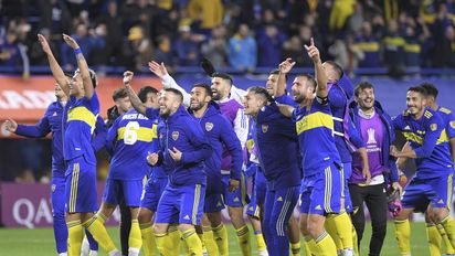 Boca festeja el pase a octavos de final de la Copa Libertadores. Foto: Télam.