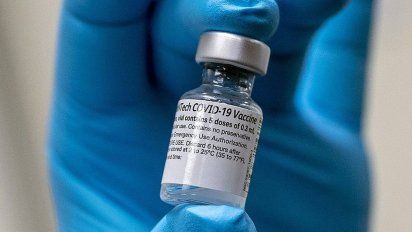 La OMS autorizó de urgencia la vacuna de Pfizer BionNTech