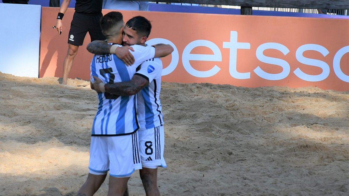 Fútbol playa: Argentina venció a Ecuador en tiempo extra