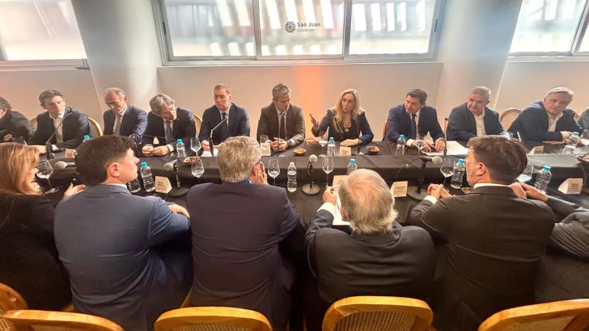 Nación, provincias y empresas lanzaron en San Juan la Mesa Federal Minera