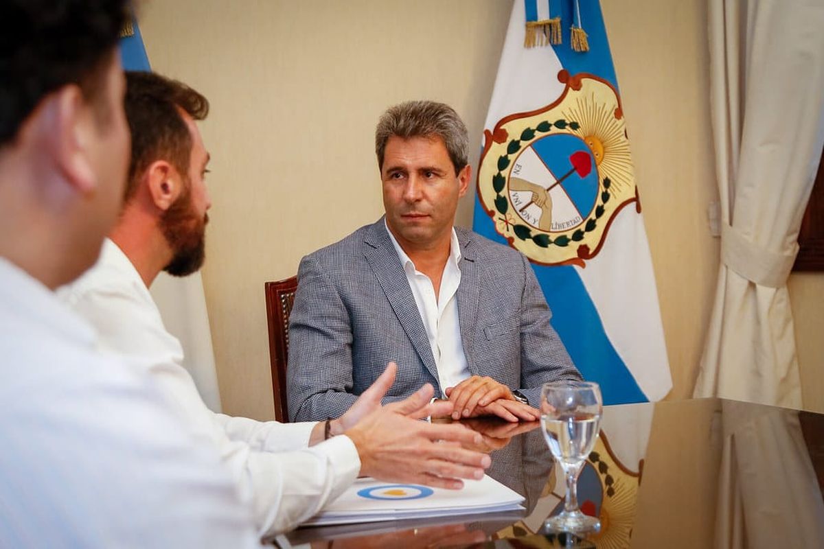 El gobernador Uñac recibió al jefe regional Cuyo de Anses 