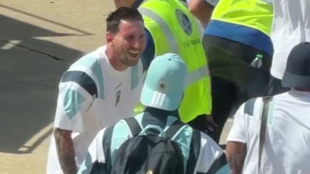 Las risas de Messi por el insólito hallazgo en la valija del Cuti