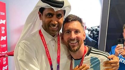 Lionel Messi junto a Nasser Al-Khelaïfi, presidente del PSG, en Qatar.