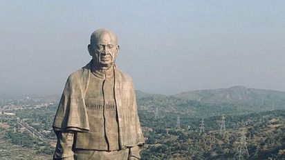Encontraron una estatua similar a Chiche Gelblung.