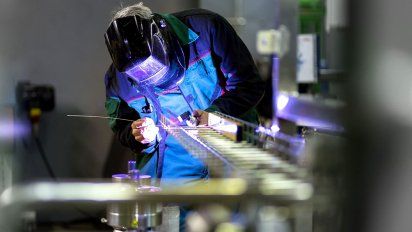 La actividad económica de noviembre cayó 3,7% interanual
