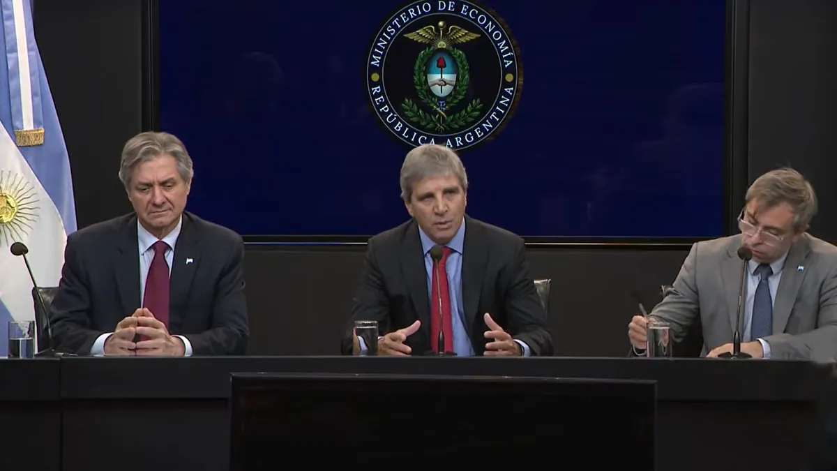 Caputo anunció el programa financiero de 2027