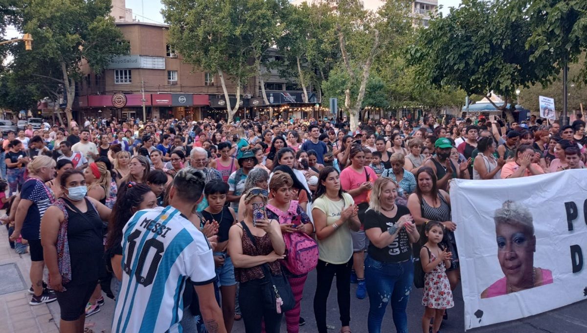 Sanjuaninos se manifestaron tras el fallo en la Causa Vialidad en contra de Cristina Fernández. Foto: Canal 8.