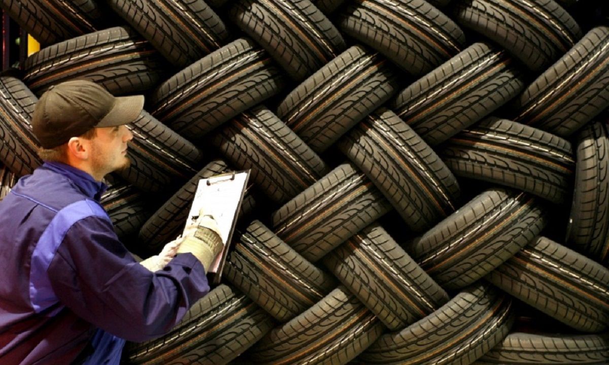 El Gobierno analiza liberar la importación de neumáticos