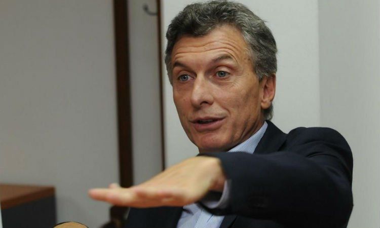 Macri descartó privatizar YPF en caso de volver al Gobierno