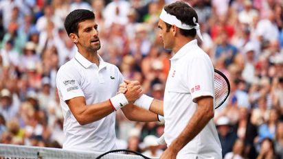 Djokovic y Federer continúan en carrera en Wimbledon.