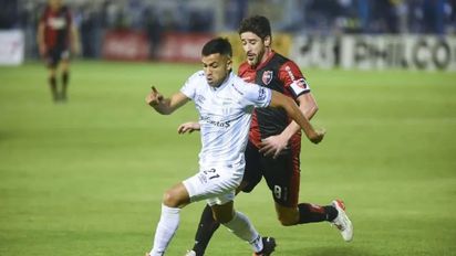 Atlético Tucumán le ganó a Newells y es puntero en la Liga