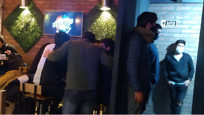 El bar Pochos fue uno de los lugares clausurados en la noche del viernes.