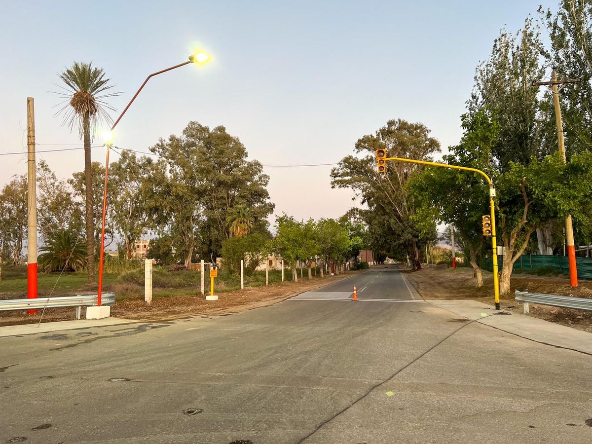 San Martín invirtió $2 millones para instalar semáforos en dos calles