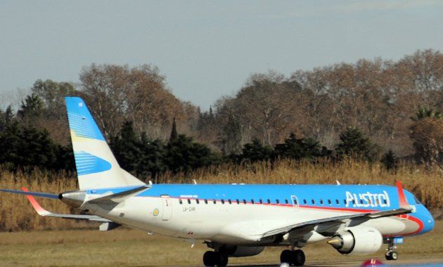 Rosario: un avión de Austral aterrizó de emergencia en el aeropuerto de Fisherton
