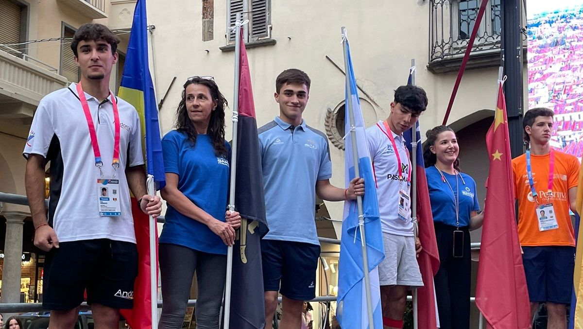 La Selección Sub-19 de hockey sobre patines desfiló en Novara