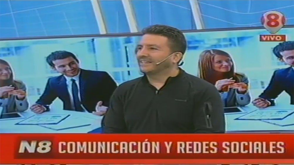 Hugo Lescano, especialista en comunicación no verbal, analizó las redes