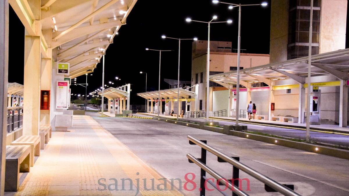 Intentó robarle el teléfono a una joven en la estación Córdoba