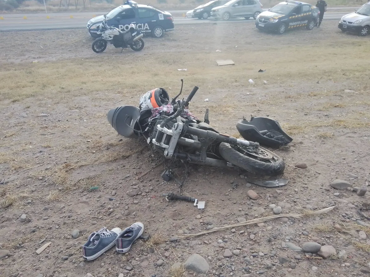 Una exreina de la Vendimia sufrió un grave accidente a bordo de una Ducati