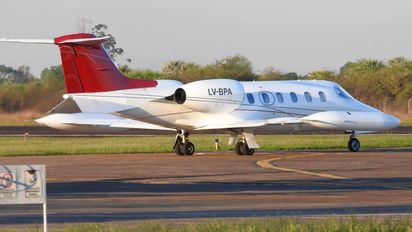 Cómo era el avión que se estrelló en Río Grande y cuál habría sido la falla que generó el accidente