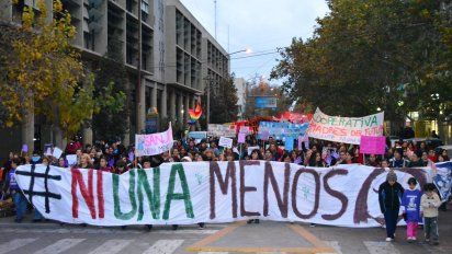 Un 0800 para que las personas que sufran violencia de género puedan llamar. 