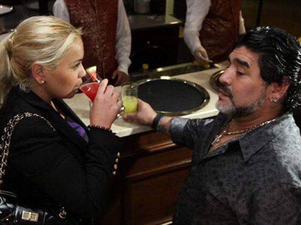 Maradona reconoció que puede ser el padre del hijo que espera Ojeda