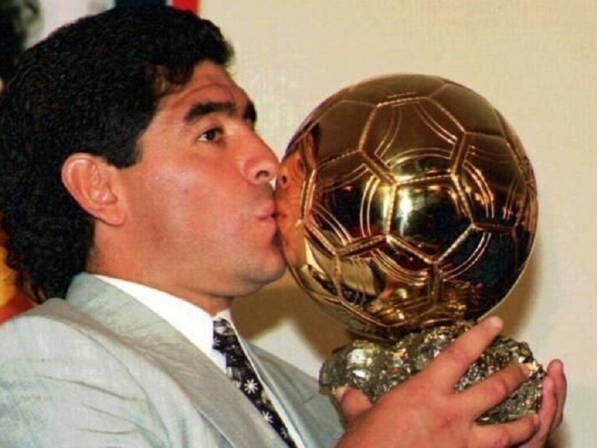 Maradona fue homenajeado en la entrega del Balón de Oro.