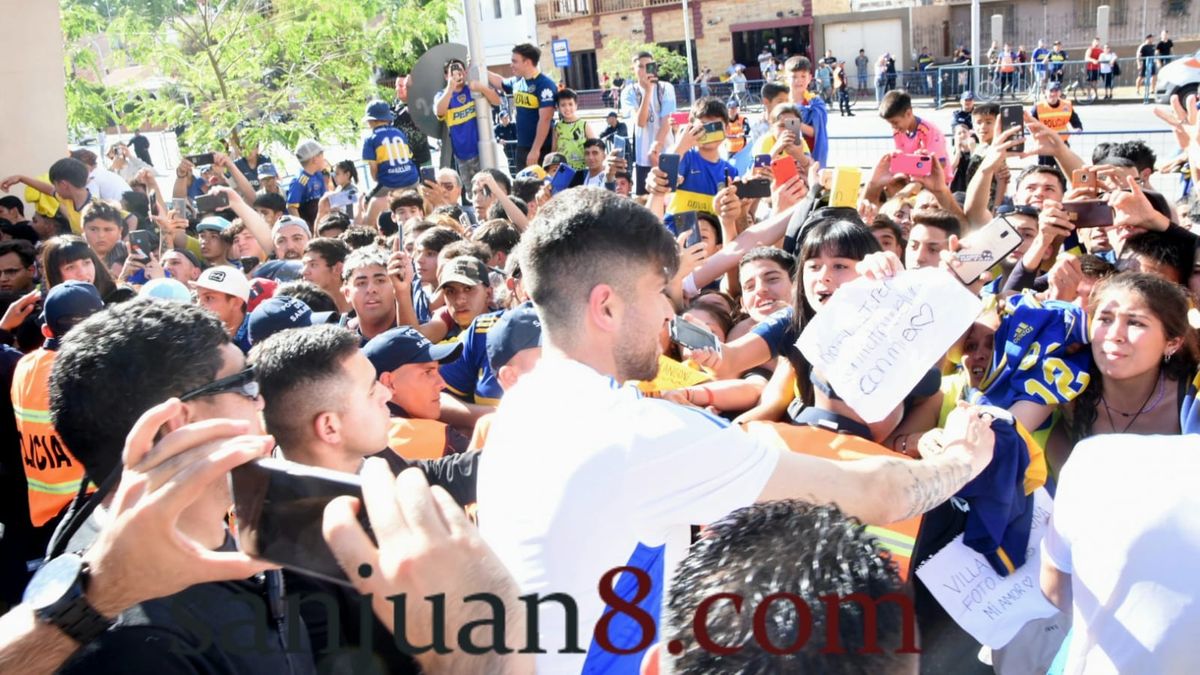 Boca llegó a San Juan. Foto: Adrián Carrizo.