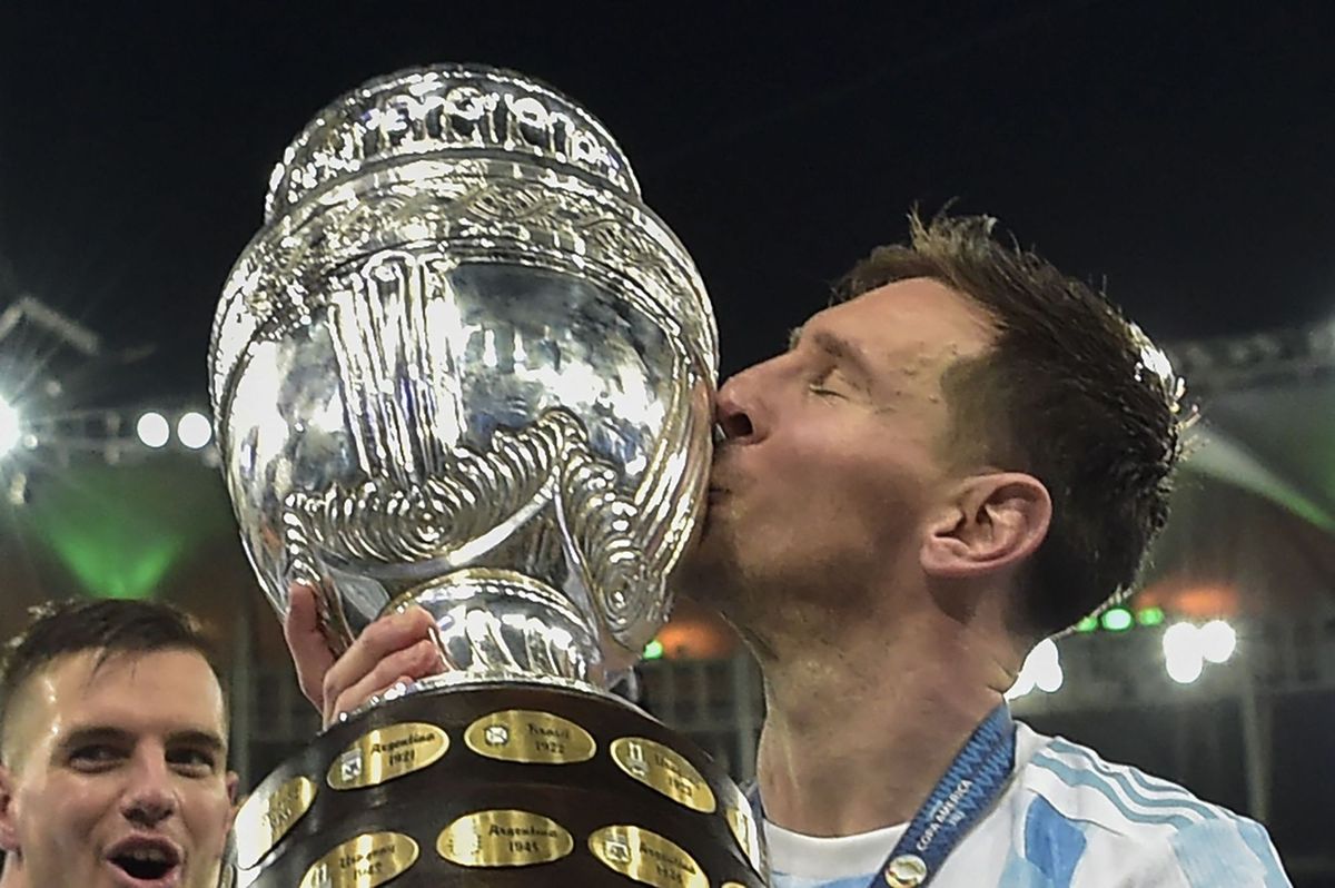 Messi ganó la Copa América con Argentina en Brasil.