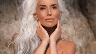 Una abuela la rompe en el mundo de la moda pese a sus 63 años.