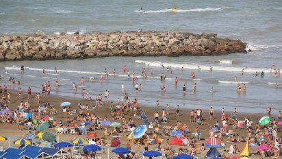 Este lunes, Mar del Plata informó 156 nuevos casos de COVID-19, el número más bajo desde diciembre.