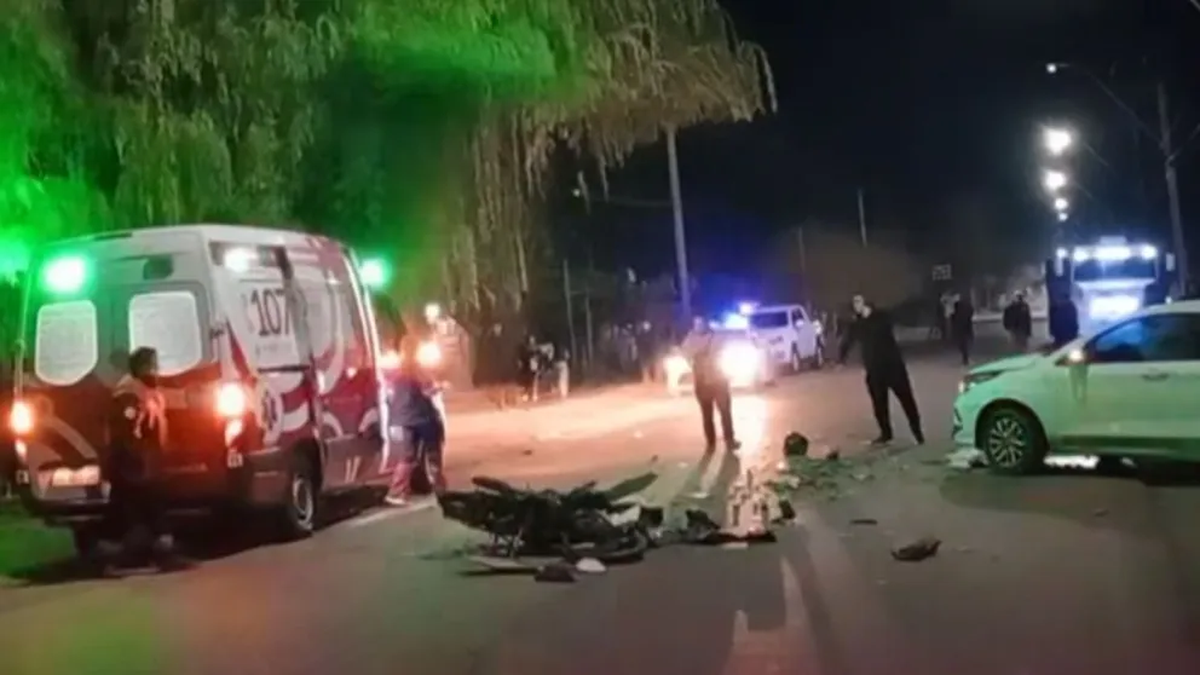 Continúa grave la motociclista del choque en Caucete: fue sometida a una compleja cirugía